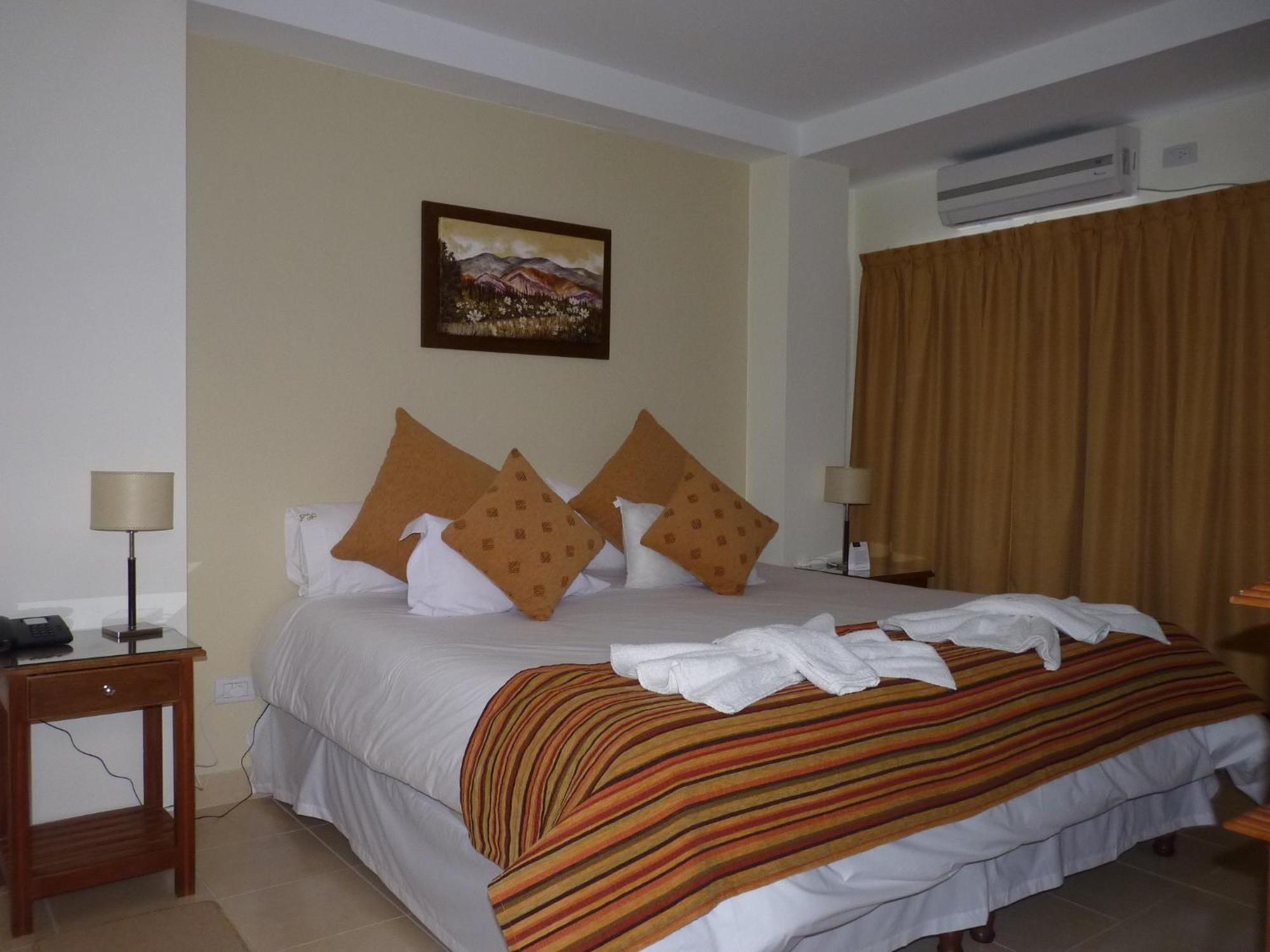 Hotel Astur Salta Exteriör bild